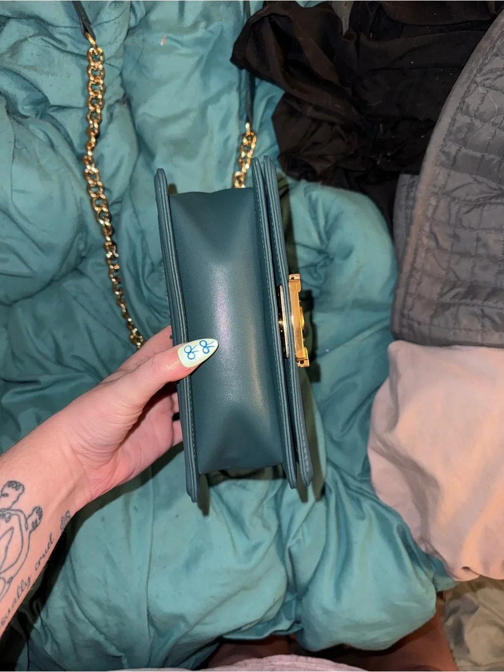 The Unbranded Brand elegant teal
